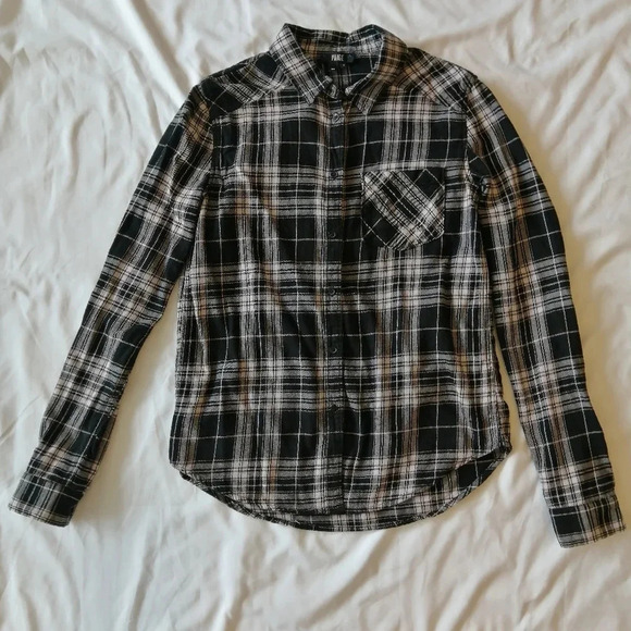 PAIGE Heritage Plaid Flannel Button Up in Black,  White, and Rosewater Pink XS - Picture 7 of 14